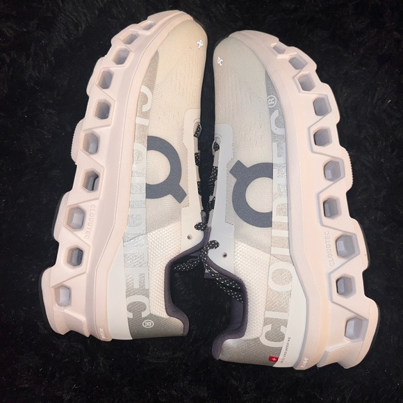 COPY - Cloud Monster Women’s Size 10.5 - Picture 8 of 10